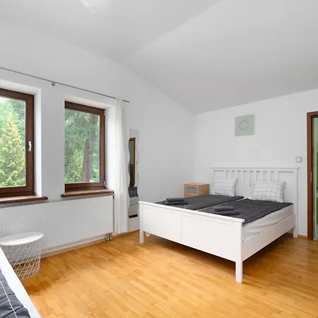 Pine House Pod Warszawa Jacuzzi, Sauna, Kominek, Grill, Konstancin-Jeziorna