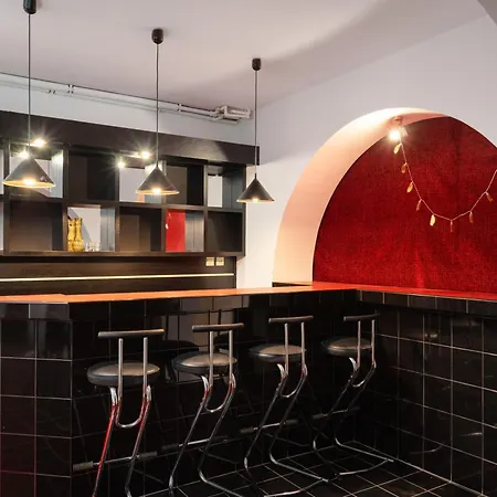 Villa Pine House Pod Warszawa Jacuzzi, Sauna, Kominek, Grill,