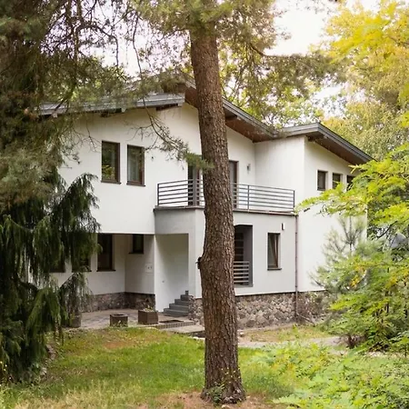 וילה Golden Forest Retreat - Fireplace & Sauna *
