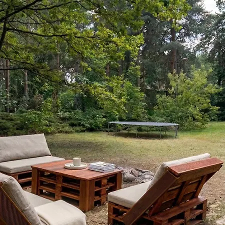 Golden Forest Retreat - Fireplace & Sauna וילה