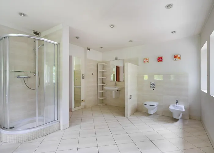 Pine House Pod Warszawa, Bilard, Sauna, Kominek, Grill, Villa