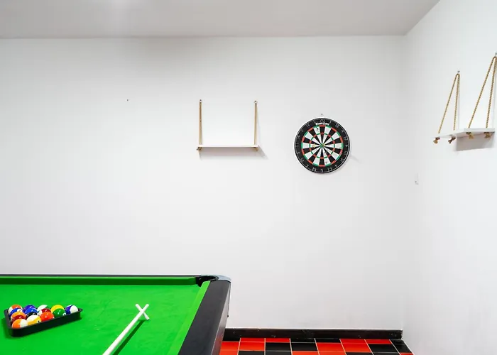 Villa Pine House Pod Warszawa, Bilard, Sauna, Kominek, Grill, *